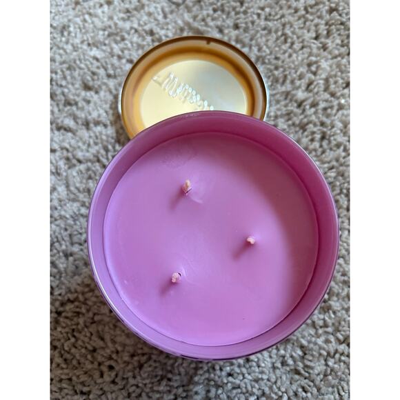 Bath and Body Works White Barn Raspberry Mimosa Candle - Picture 3 of 3